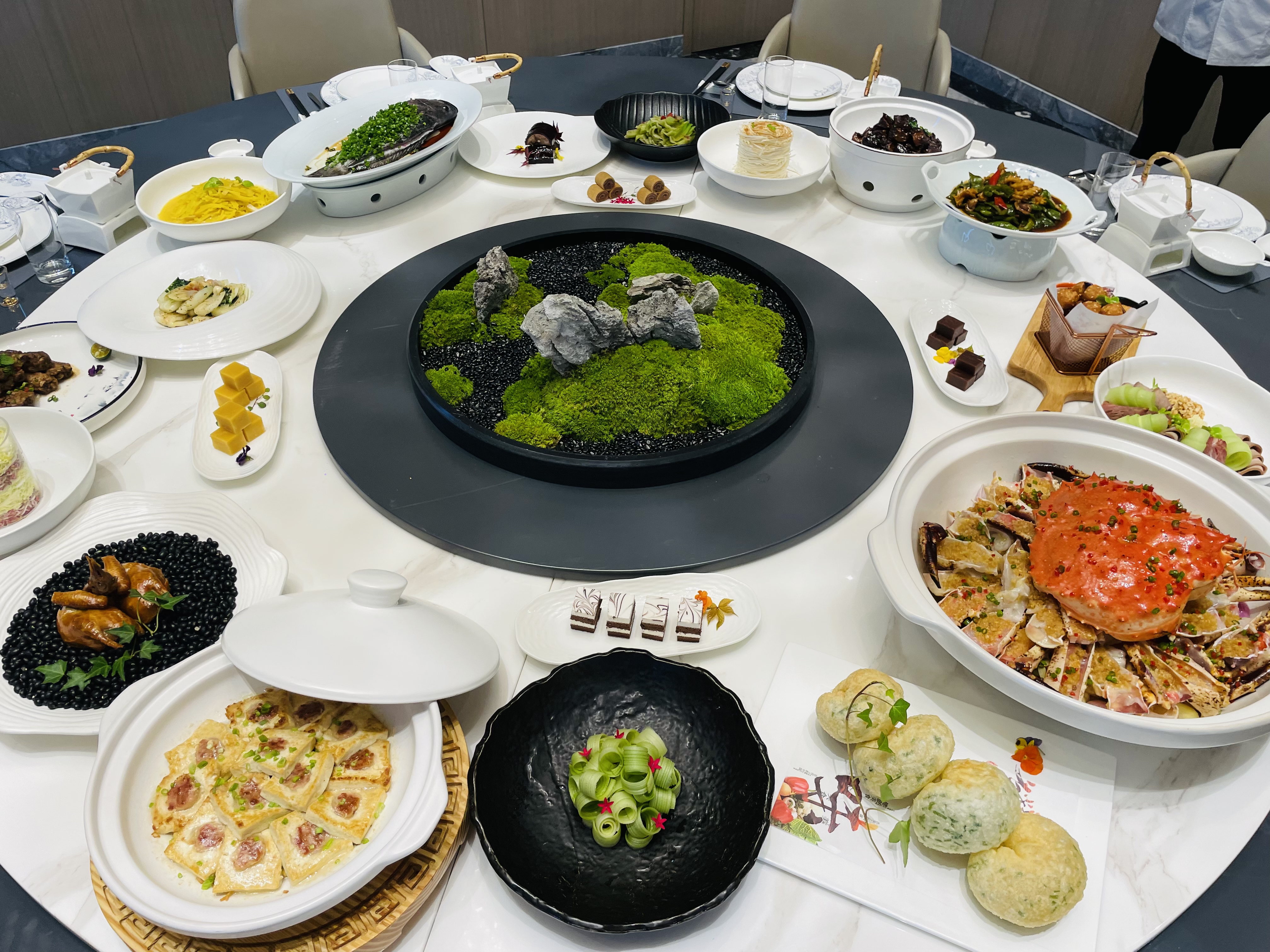 在长春，没想到结婚居然是这么浪漫的一件事，这环境和菜品无敌了