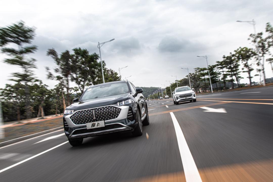 喝摩卡好还是开摩卡好,喝摩卡奶油咖啡