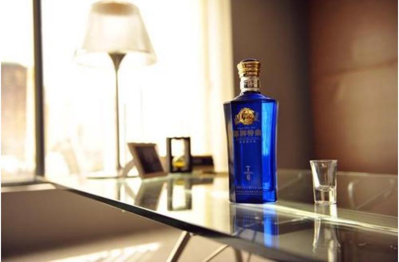 百元以内好喝不上头的纯粮食酒,口碑最好的10款百姓纯粮酒