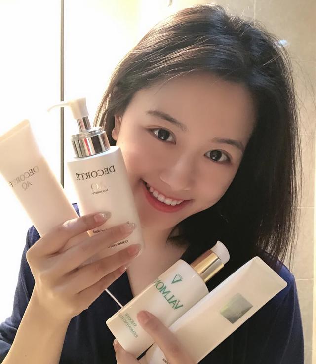 眼睛下面毛周角化症怎么治,眼睛下方毛周角化可以治疗吗