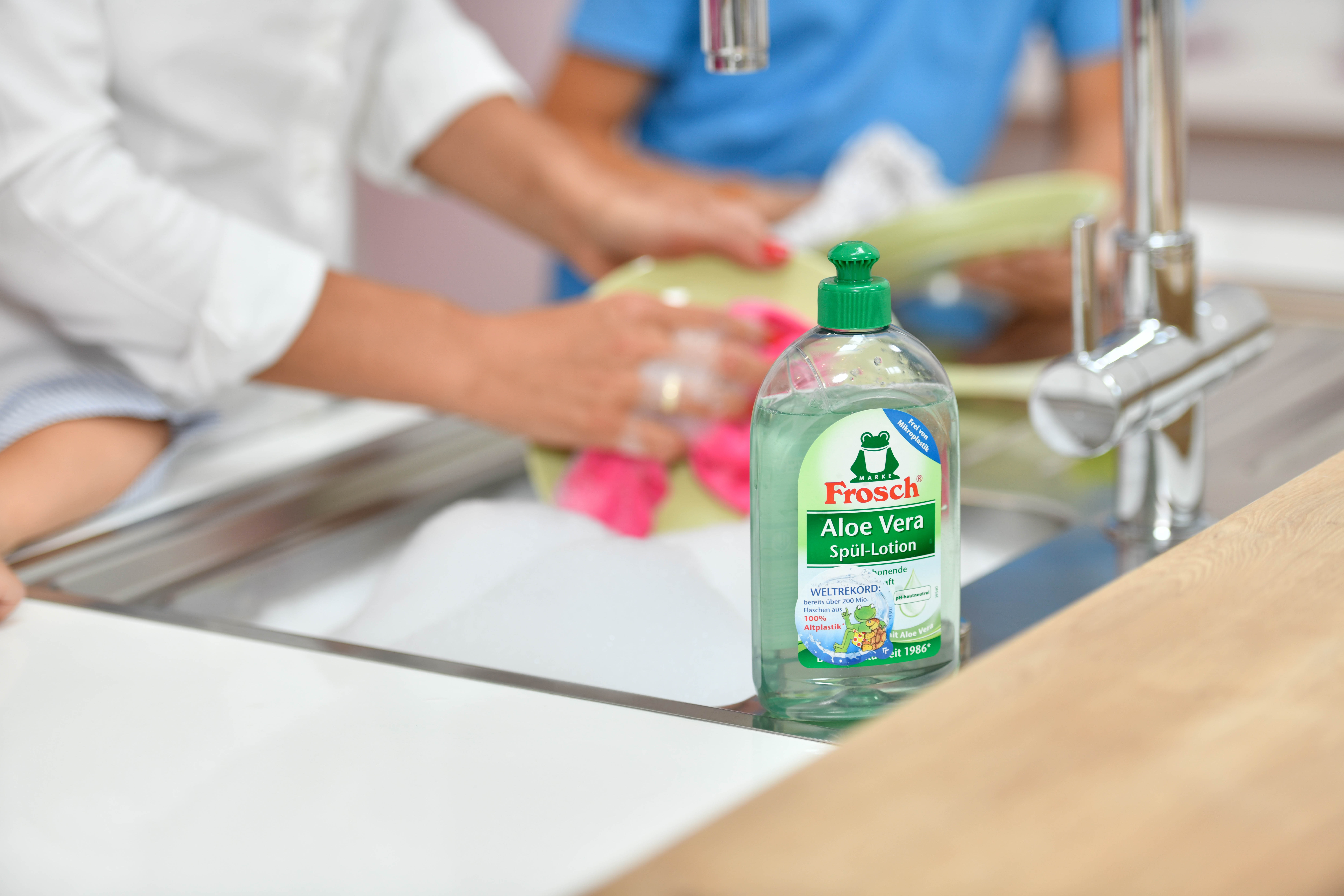 手的老化从哪开始,手怎么保养可以抗衰老