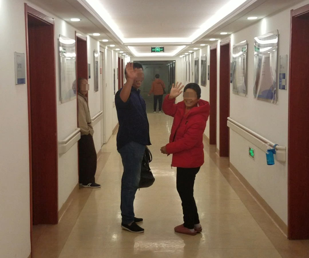 不放弃！为参加儿子婚礼，她坚持抗癌4年重获生机（真实感人）