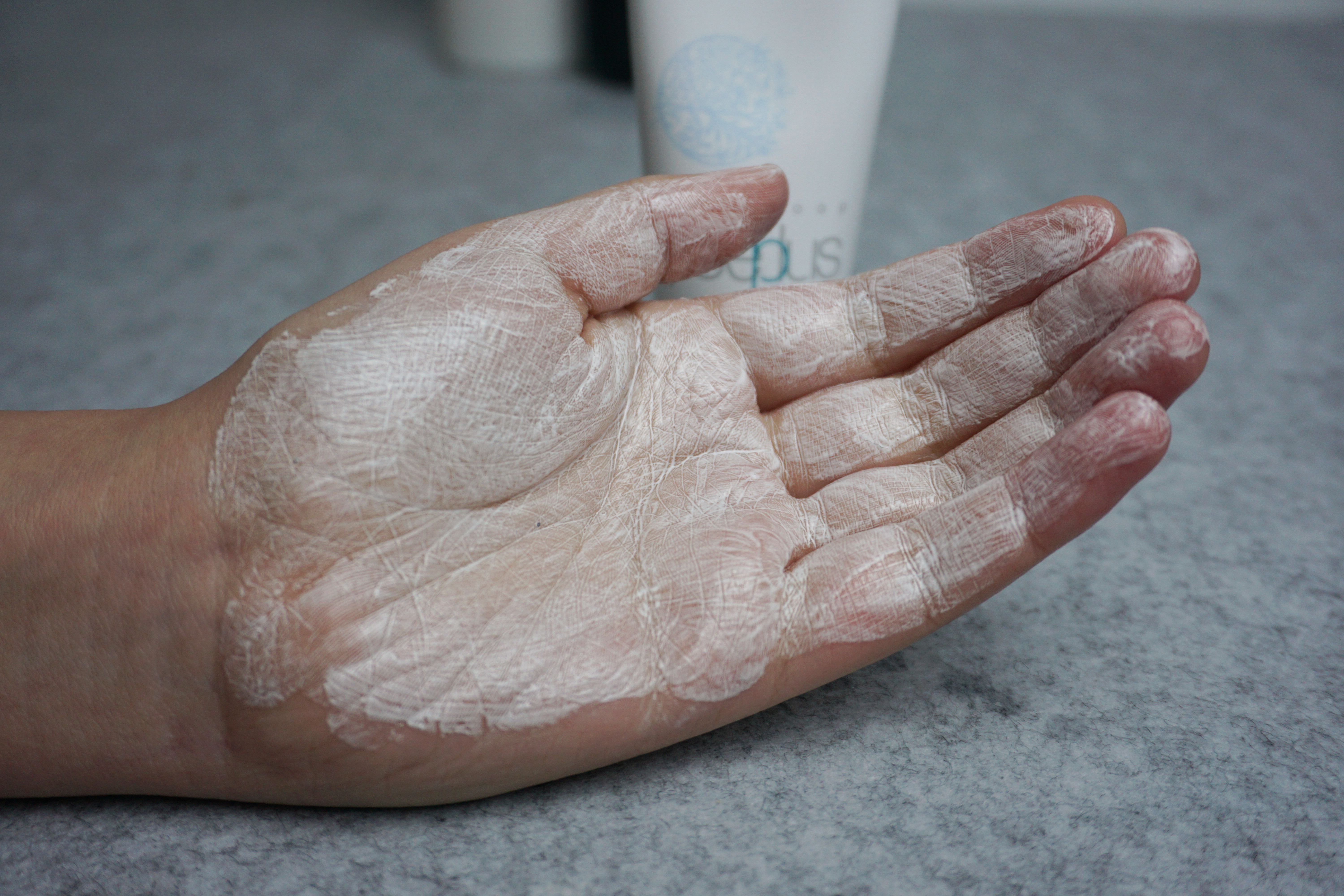 大油田男士控油补水护肤品推荐,大油田痘痘肌男士