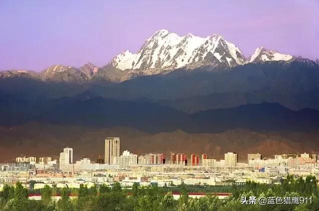 神山博格达峰攻略,博格达峰南天池