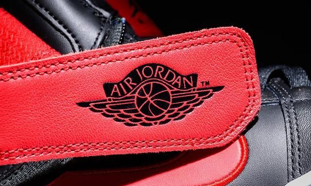 有鞋带没鞋带的aj,airjordan1low怎么绑鞋带