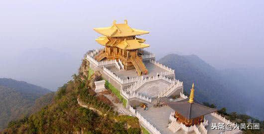 黄石亚洲第一天坑,黄石有哪些风景好的山