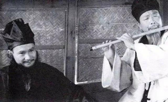 香港5位叔辈明星，本职比演戏更传奇，其中2人各有4个老婆