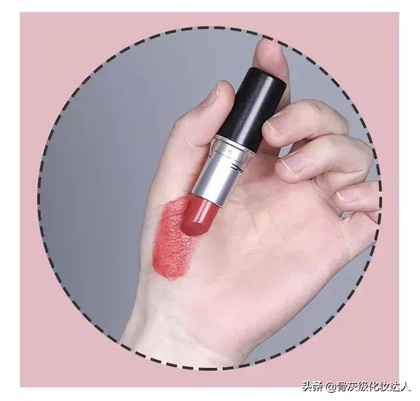 巩皇推荐的口红,巩皇黑口红