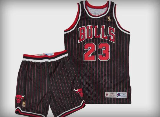 乔丹18年前的照片,乔丹当年有被黑过吗