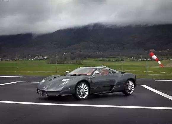 车半路没电了怎么启动,开车在路上突然没电了怎么办