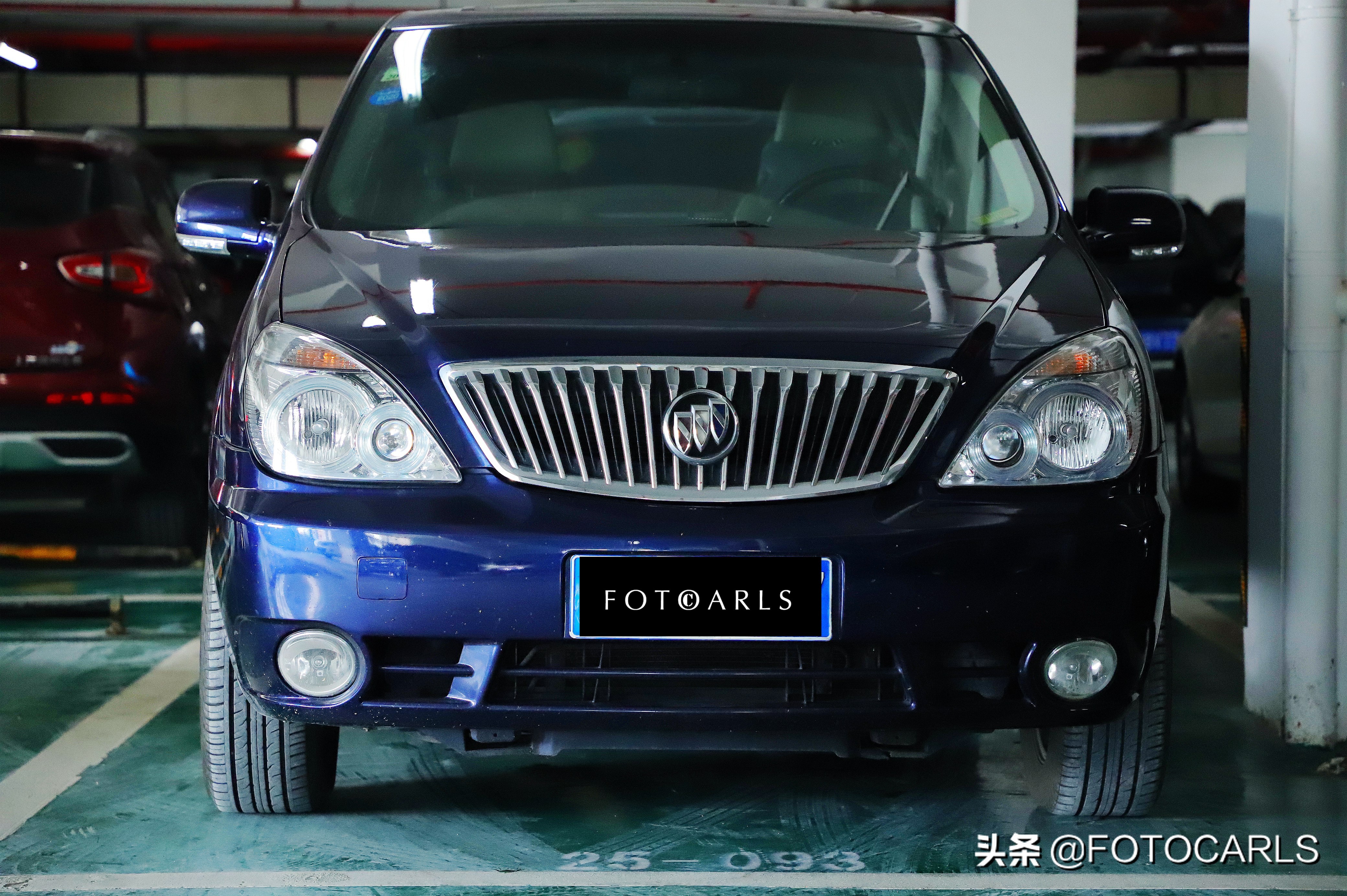 别克GL82.4L实拍,真正的美式商务大器,全靠国人掏腰包?