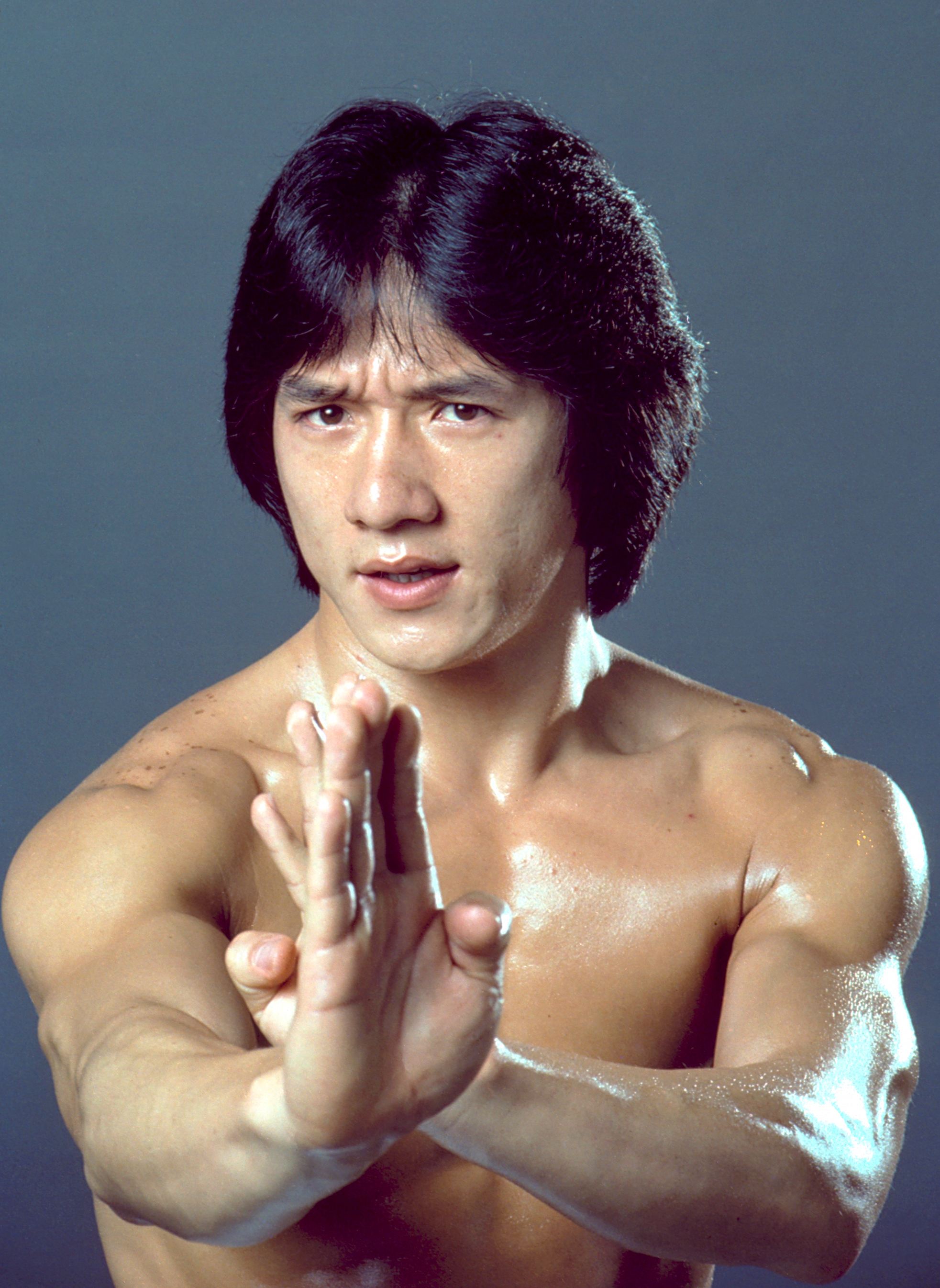 如何快速成为明星,怎么才能快速当上明星