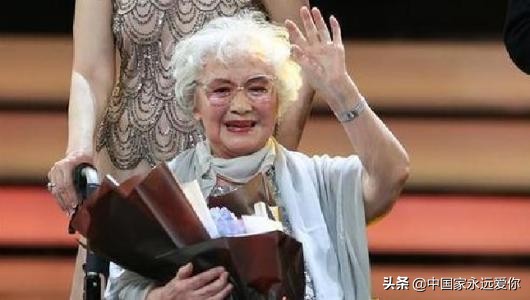 风华绝代张凤霞,风华绝代凤仪万千