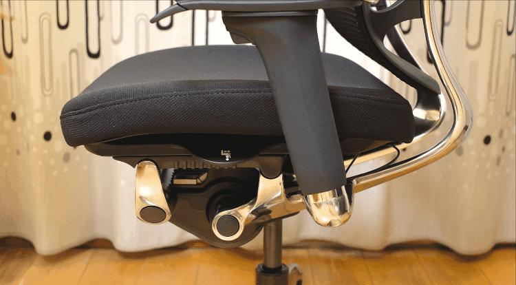 冈村电脑椅测评,冈村contessa一代和二代