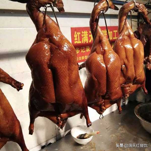 烧腊鸭怎么做酥脆好吃,烧鸭如何做到不破皮