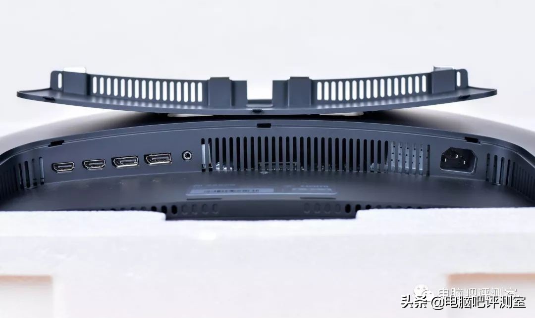 用了两年的小米34寸曲面显示器,小米34寸曲面显示器漏光严重