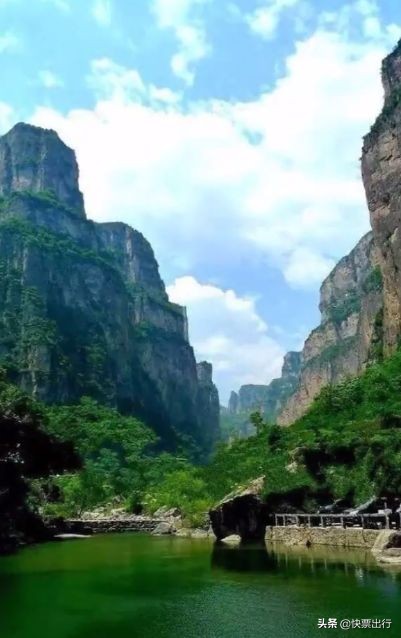 中国有个神秘的井底村,中国神秘地下村