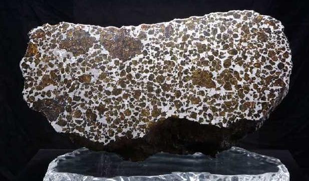 神秘的阜康陨石,被贩卖至国外的稀世珍宝阜康陨石