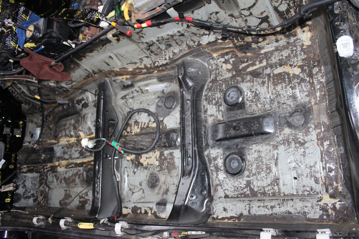 丰田皇冠2018款隔音什么水平,丰田皇冠隔音实测