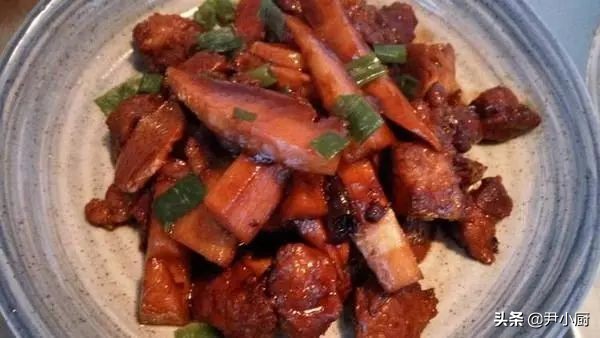 没吃完的猪肉切记不要放冰箱！肉贩子教我土方法，放1年照样新鲜