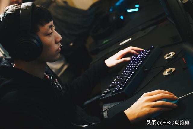 zowie鼠标趴握选哪一款,zowie哪款鼠标适合玩吃鸡