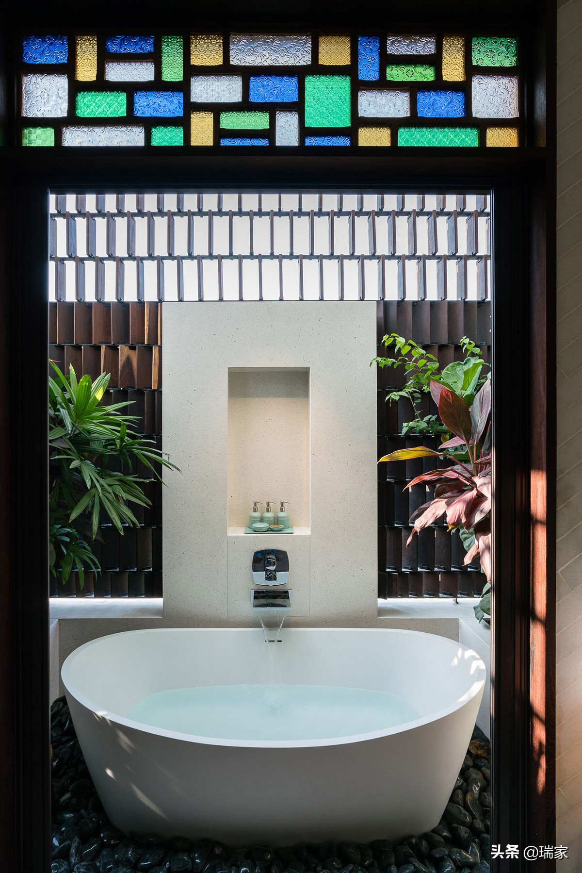 极简到极致的别墅,很多人向往的别墅