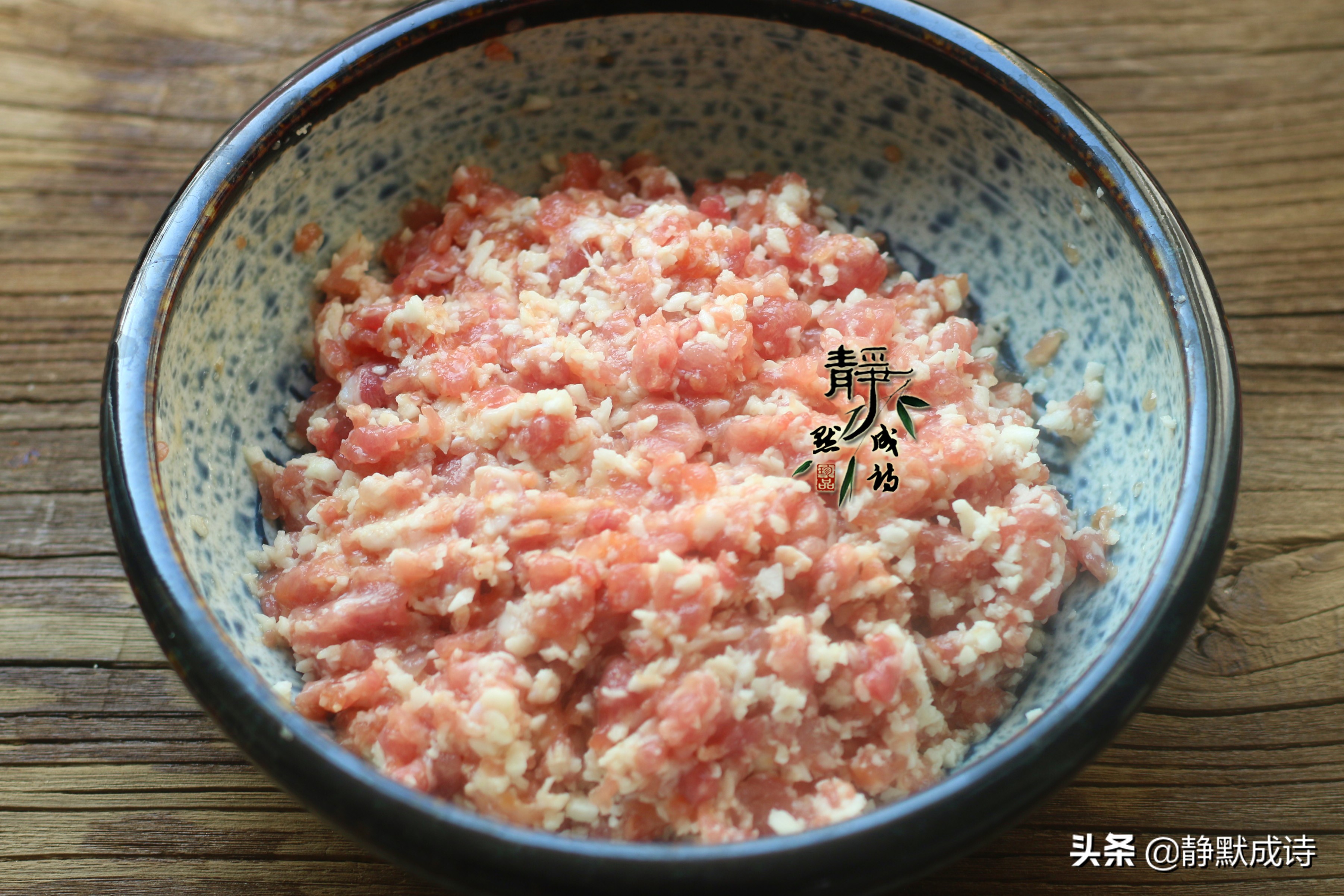 年夜饭必备的家常菜丸子,珍珠丸子的家常做法年夜饭