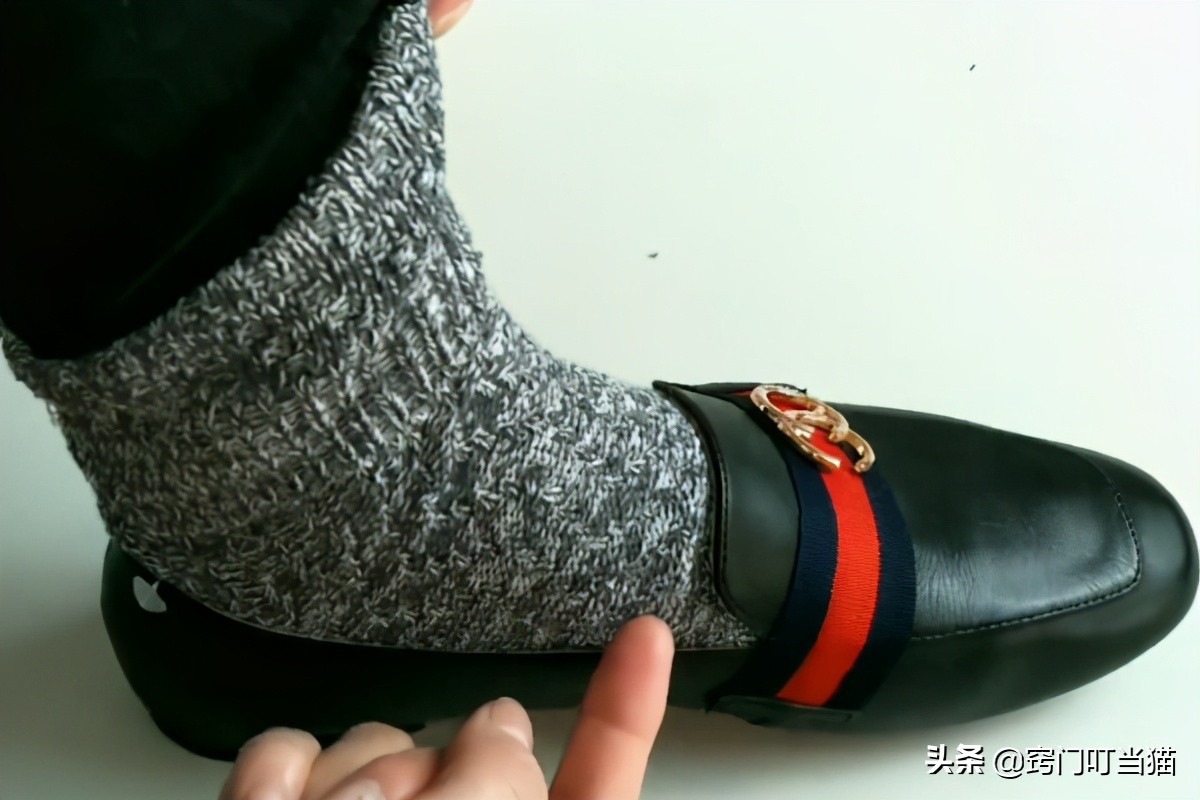 鞋子买小了挤大拇指怎么办,新鞋挤脚磨脚处理4种方法