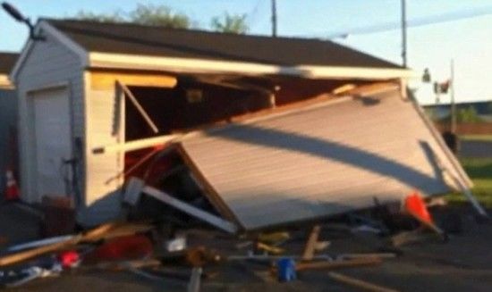 实拍吸毒人毒瘾发作,男女吸毒视频