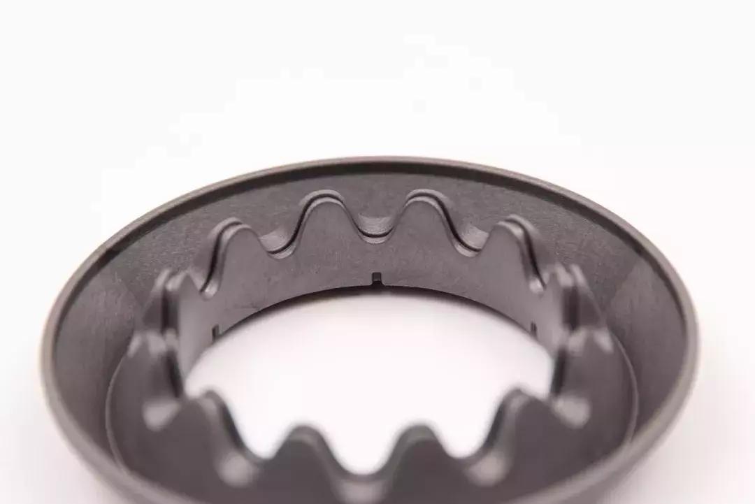 戴森吹风机配件不一样 (戴森吹风机吹出头发有什么不一样)