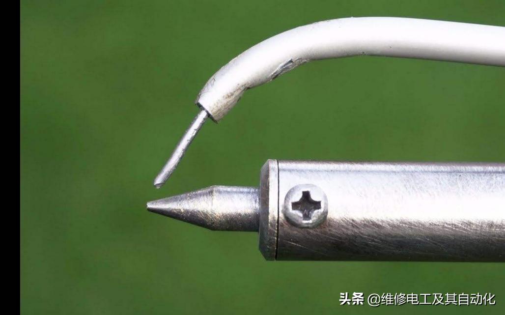 电烙铁如何焊锡电路元件,电烙铁200瓦维修视频教程