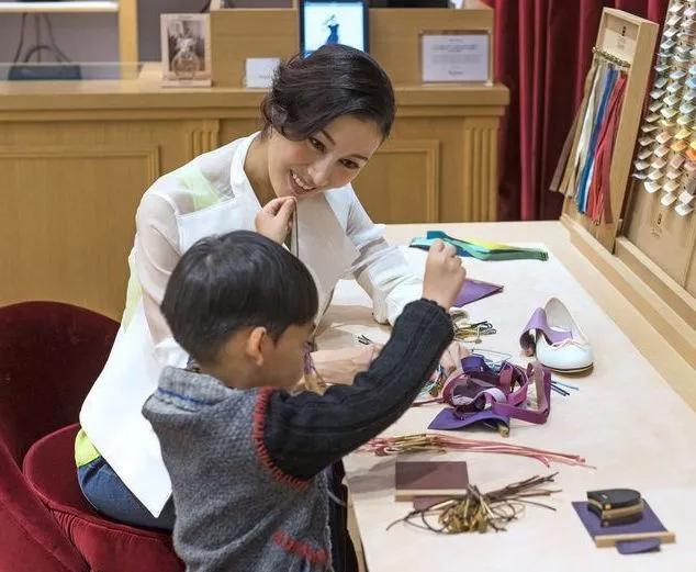 菁英教育是什么意思,有钱人孩子的精英化教育