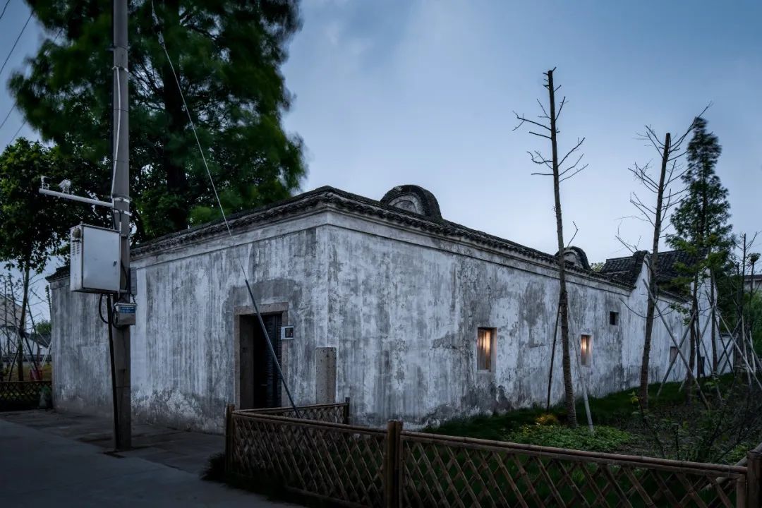 一对好友到绍兴改了3栋大宅，感叹：最高级的生活，在山水里