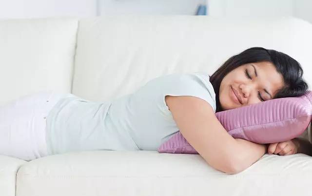 卡路福床垫是十大品牌床垫吗,卡路福床垫和斯可馨床垫哪个好