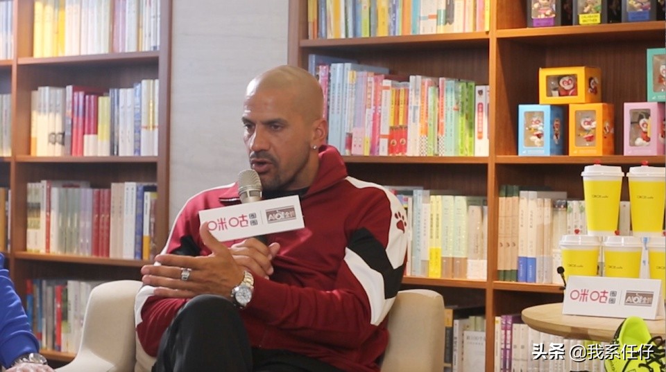 fc足球世界杯传奇球员贝隆,足坛球星贝克汉姆参加奥运会