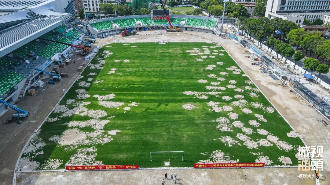 “水逐波跃”，海滨路上这座体育场馆芳容初显