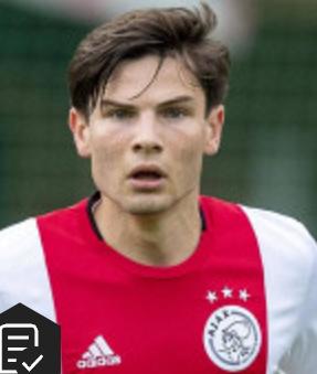 国际足球转会实时更新,踢球者即时滚球