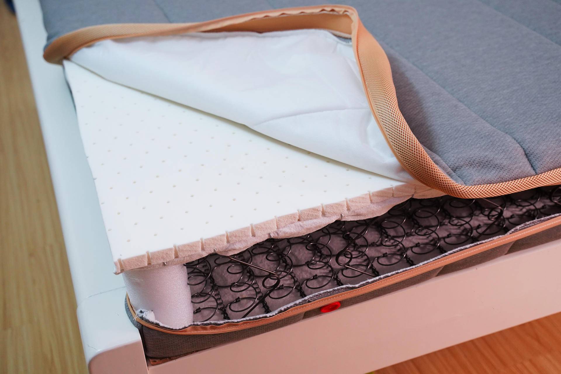 8h小金床垫有多重,8h8cm床垫评测