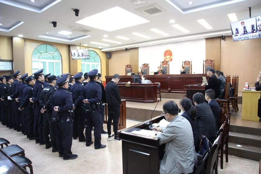 最高无期徒刑17人涉黑案一审判决,涉黑案一审全部认罪认罚多久宣判