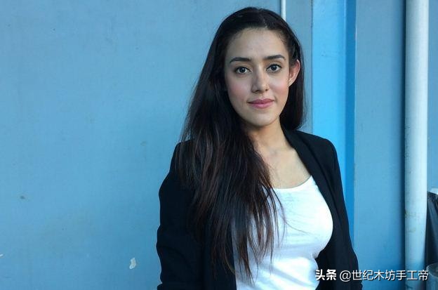 印尼男演员公开嘲笑前妻，下身有异味像咸鱼，被判2年4个月监禁