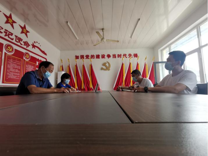 抓六稳促六保打好民生保障攻坚战,抓六保促六稳项目