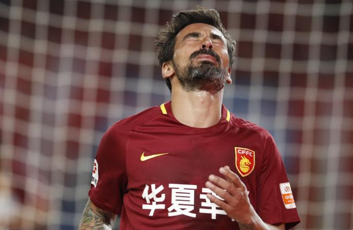 荷兰三剑客夺冠欧洲杯,荷兰三剑客落幕