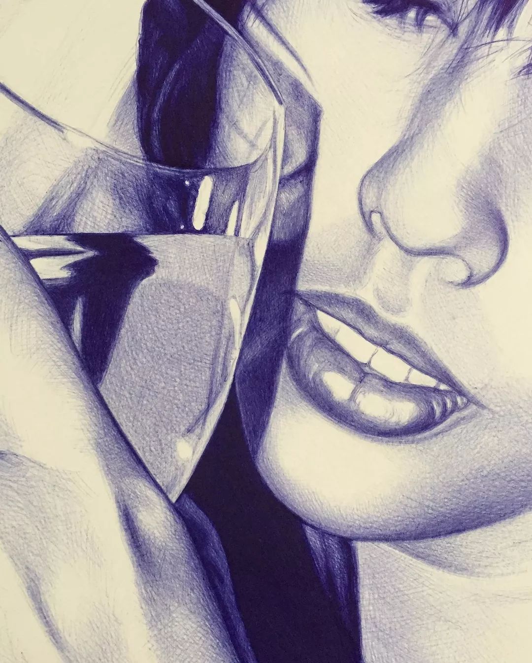 笔尖下的女人火辣性感身材,一天时间7000万*放播**量,网友围观