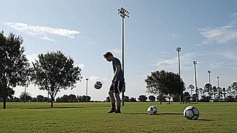 初学者学习颠球的八个建议,初学者如何学习颠球