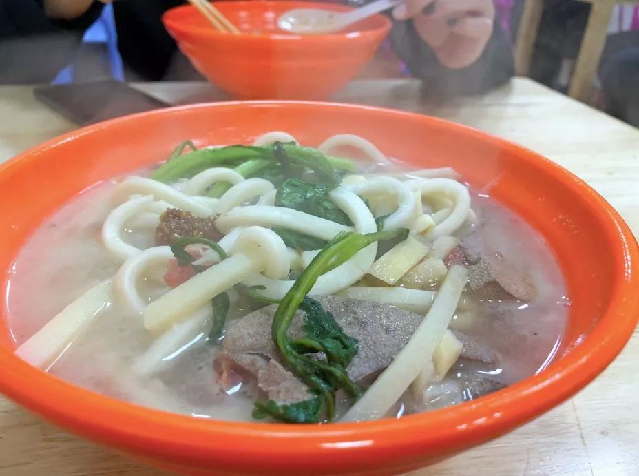 没事千万别去八市！厦门90后姑娘冒雨带着两百块来这里，结果...