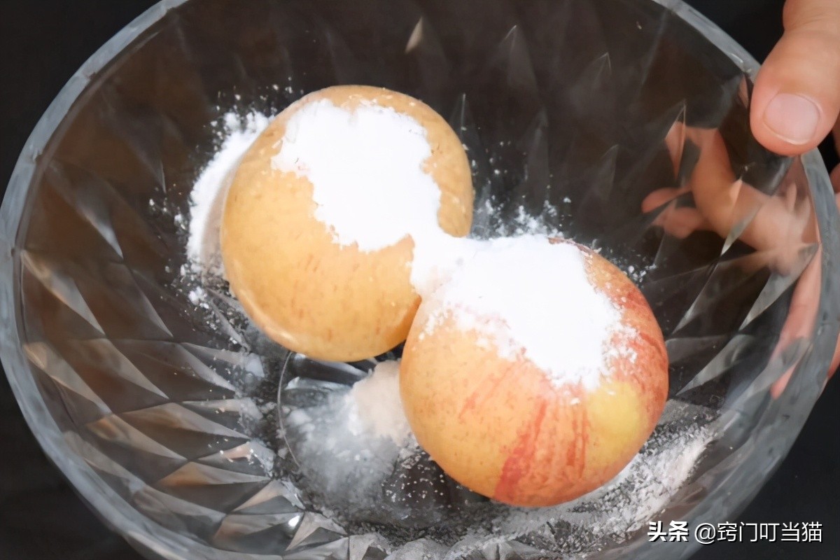 把苹果塞进*袜丝**里，作用真是太厉害了，解决了很多人的烦恼