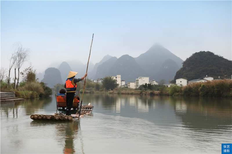 阳朔遇龙河8人船打水筏漂流,阳朔遇龙河竹筏八人筏
