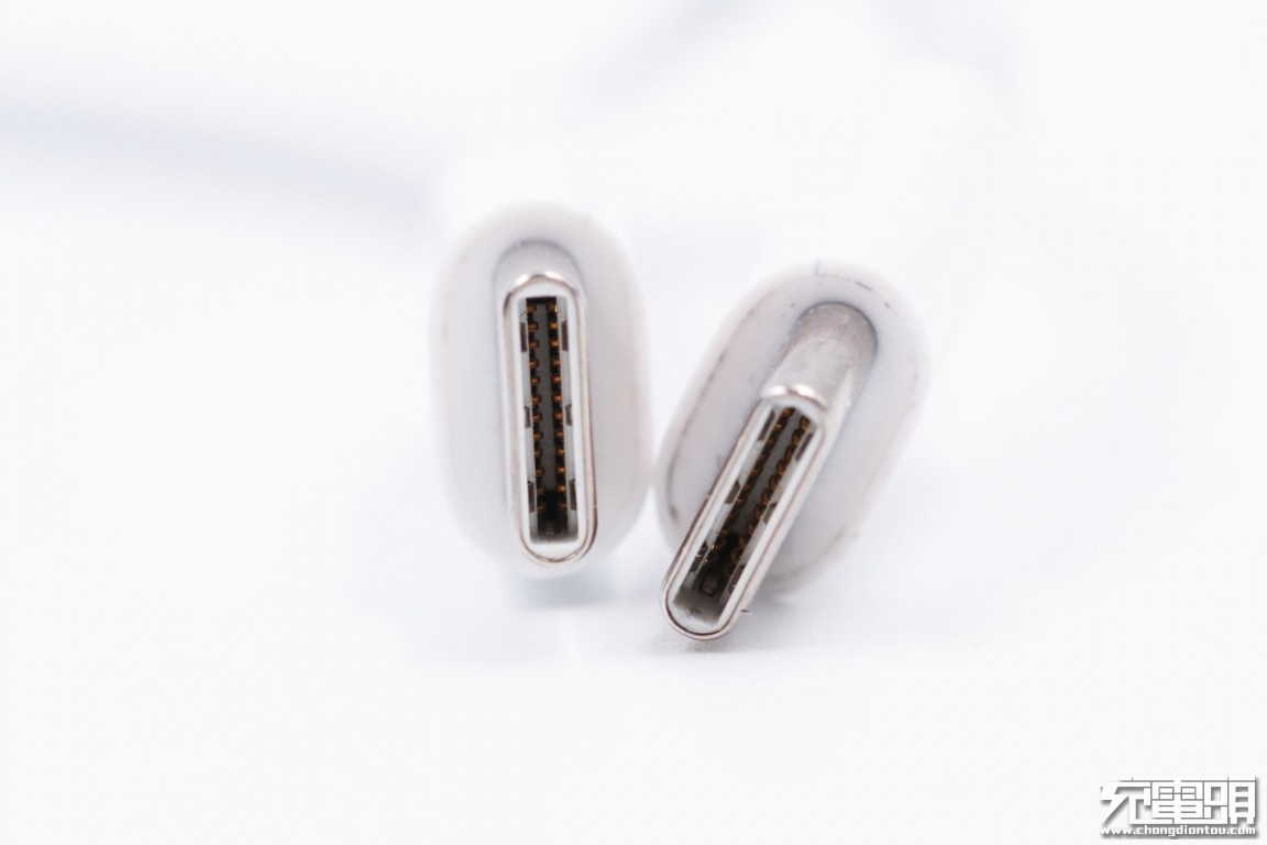 小米移动电源330000mh快充版拆解,小米c口数据线拆解