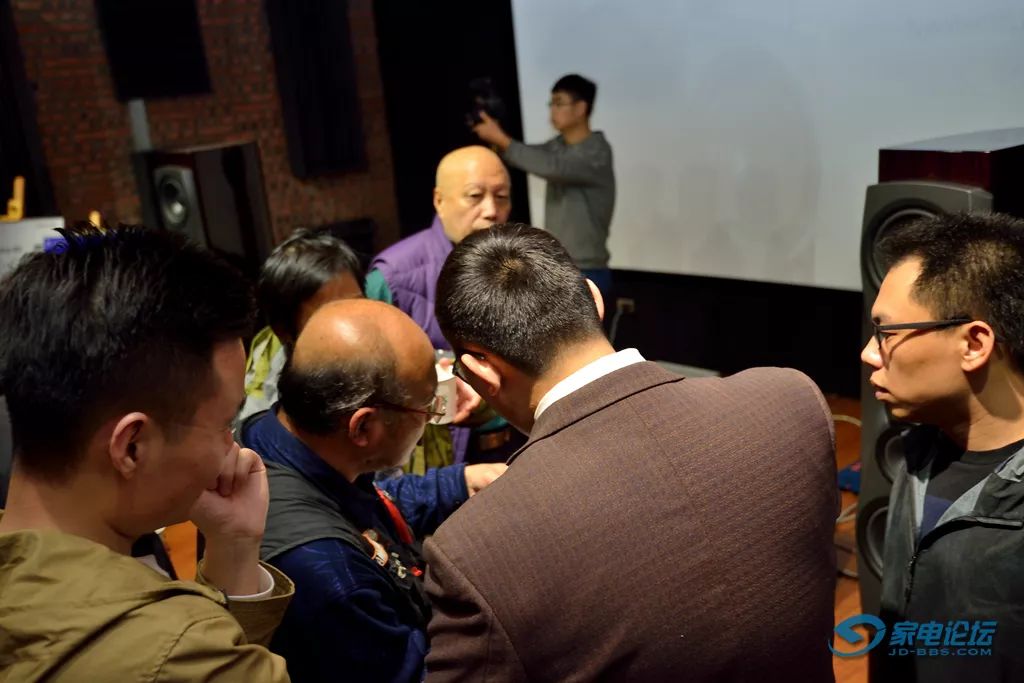 再次树立Hi-End标杆：丹拿Confidence信心系列全国首场线*体下**验会