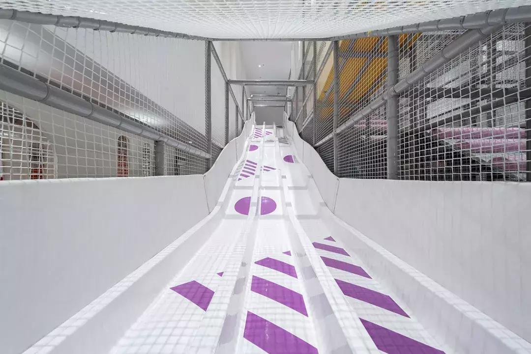 山本耀司儿童游乐园,山本耀司儿童